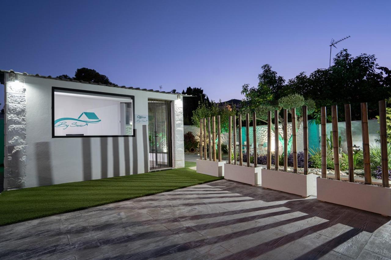 Villa Mamba By Seric,15' Walking To The Beach Torremolinos Exterior photo